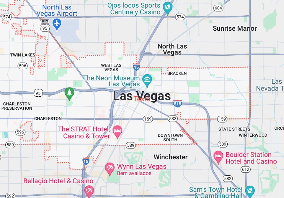 Captura de tela de um mapa digital de Las Vegas, Nevada, mostrando principais rodovias, bairros e pins de hotéis e cassinos famosos.