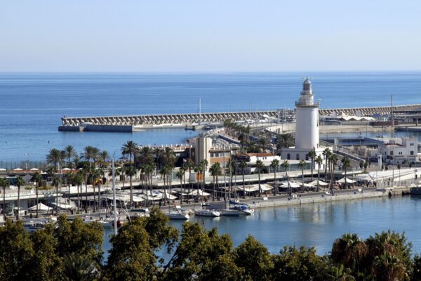 Málaga é a joia sul espanha - porto
