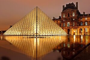 Paris - museu do louvre - capa